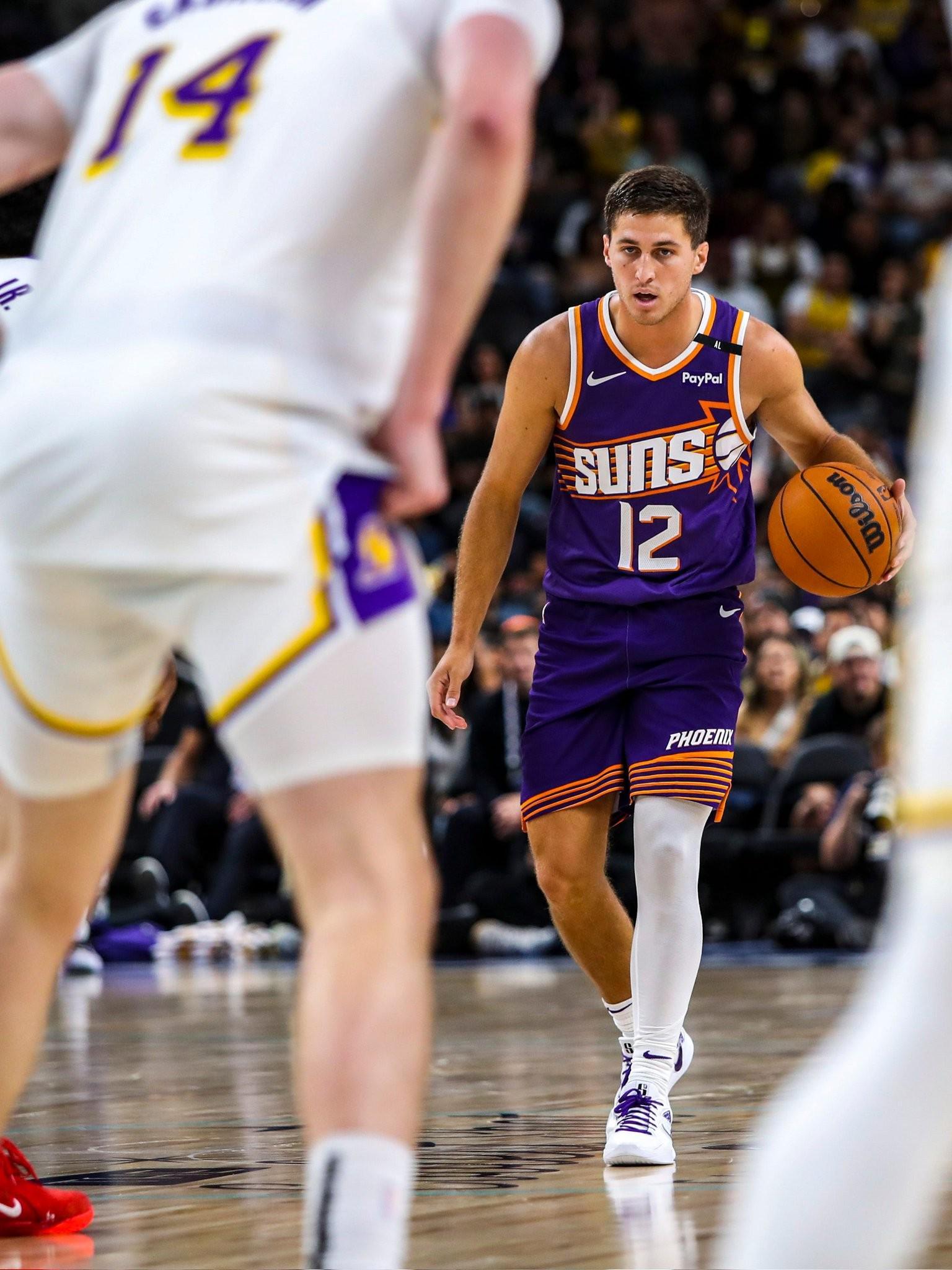 比肩名宿，吉莱斯皮0罚球得28分，2009年纳什后太阳队首人