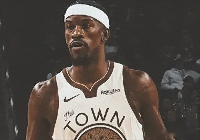 格林下替补吧！巴特勒与波斯特能取代他所有作用，尽可能减少时间